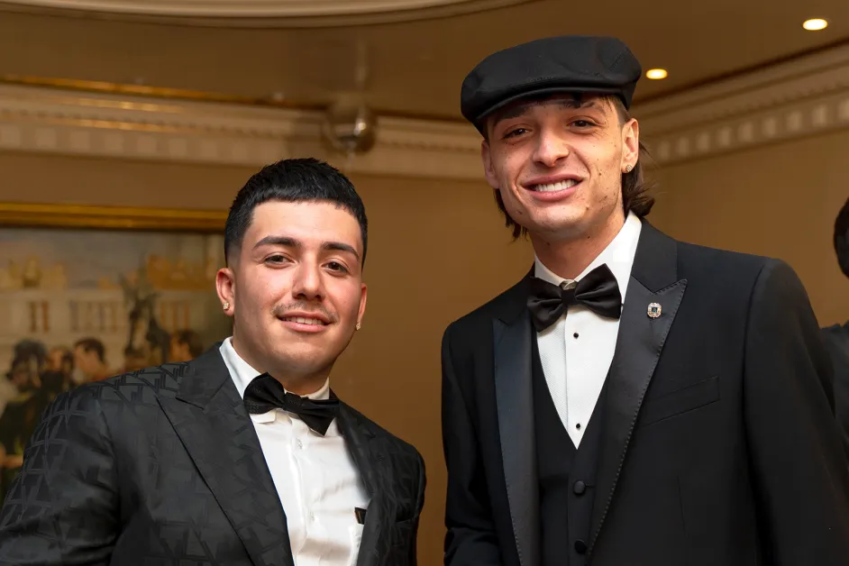 Eslabon Armado & Peso Pluma